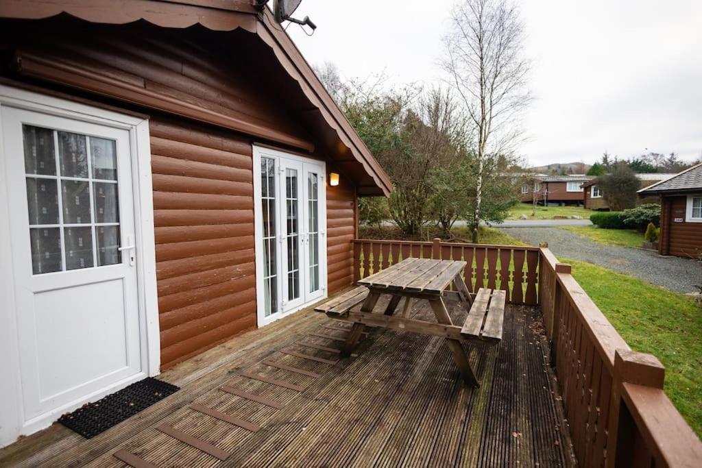 Cozy Norwegian Style Log Cabin In Rural Snowdonia - 2 Bedrooms & Parking By Seren Short Stays Ffestiniog Exterior photo
